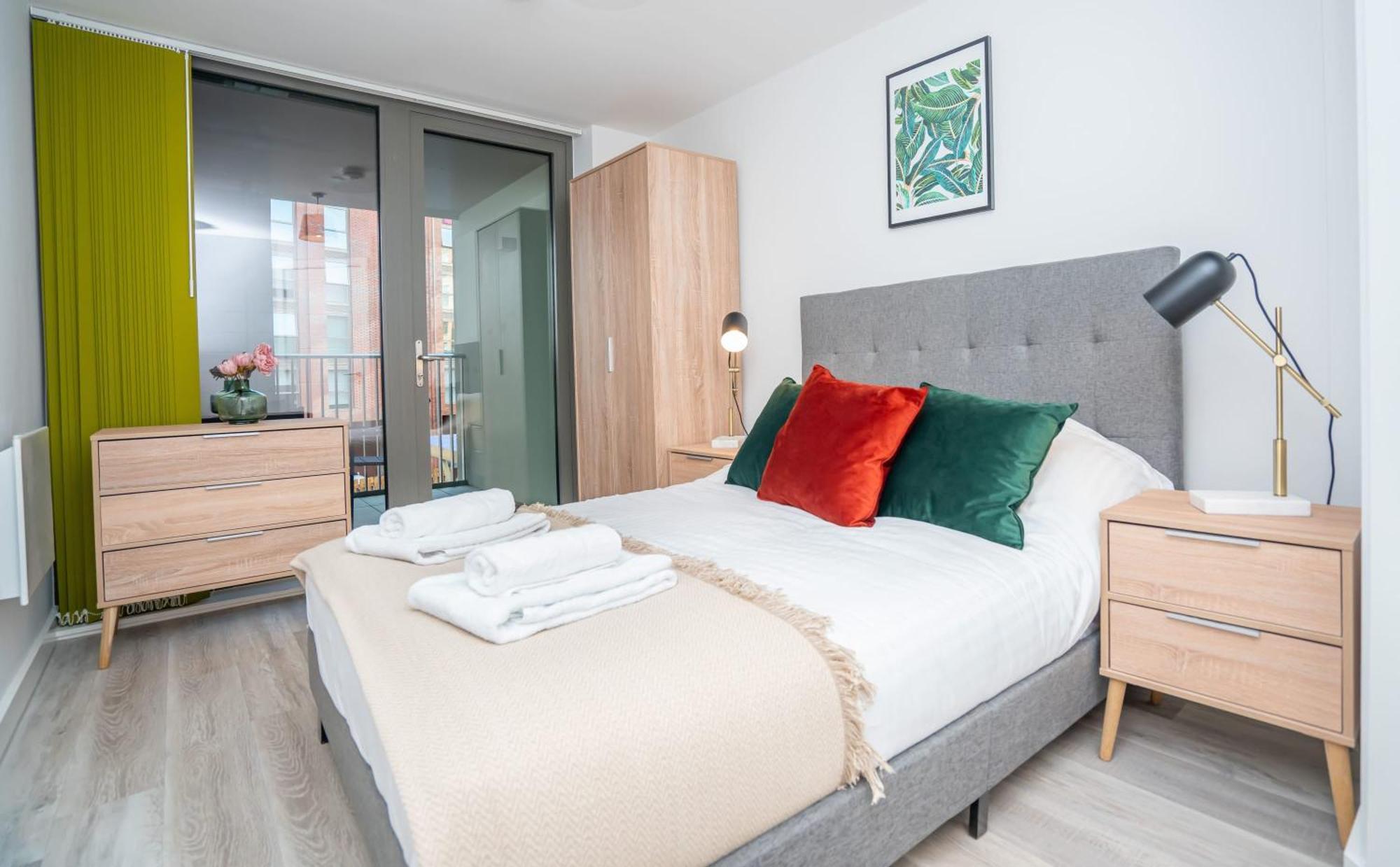 Smart 2 Bedroom *