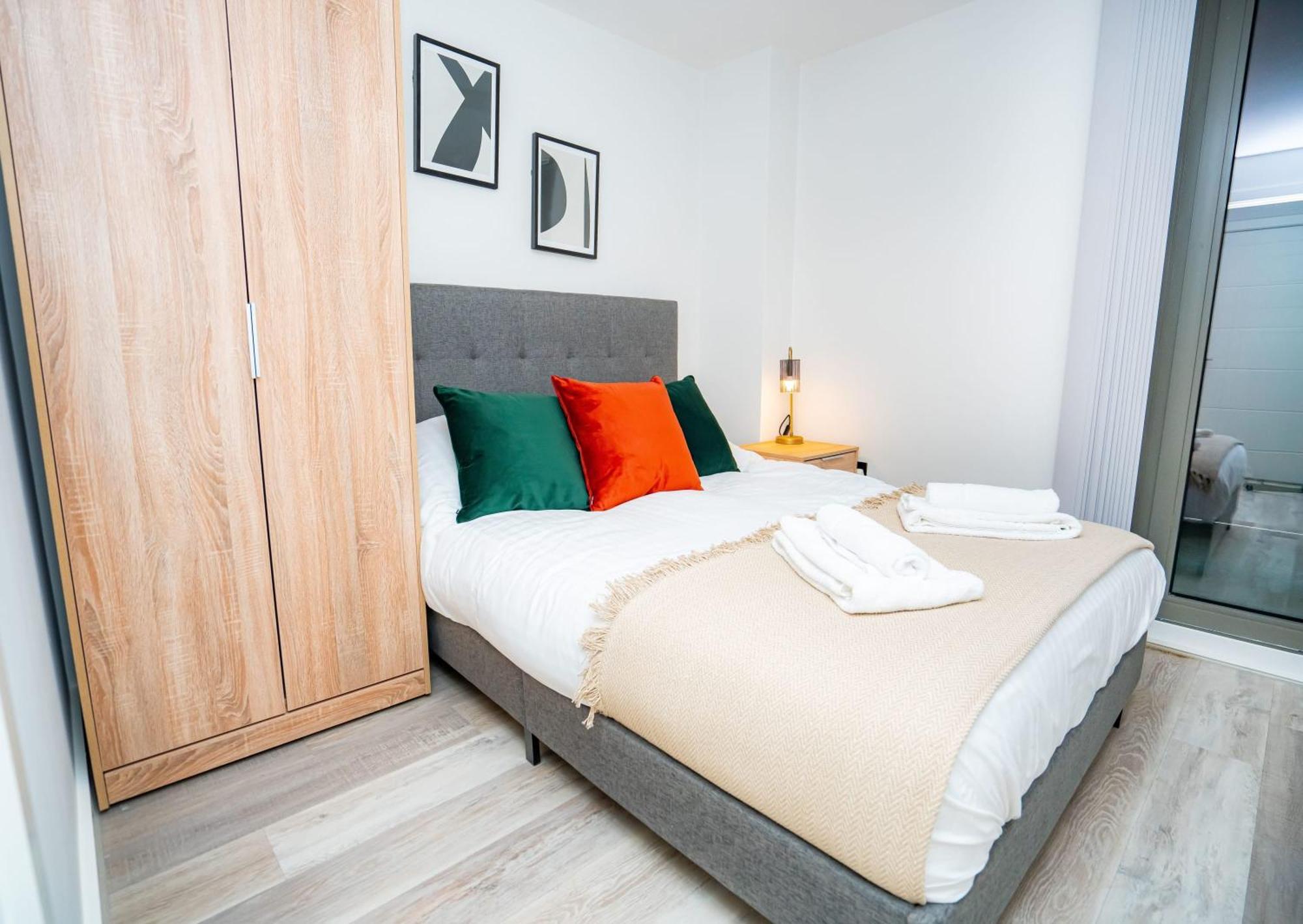Smart 2 Bedroom