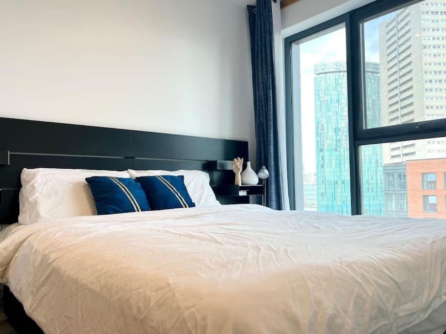 Serenity Suite: 2 Bedroom * Birmingham