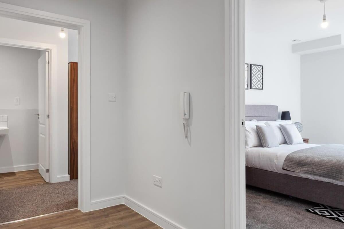 Apartment Modern & Spacious In