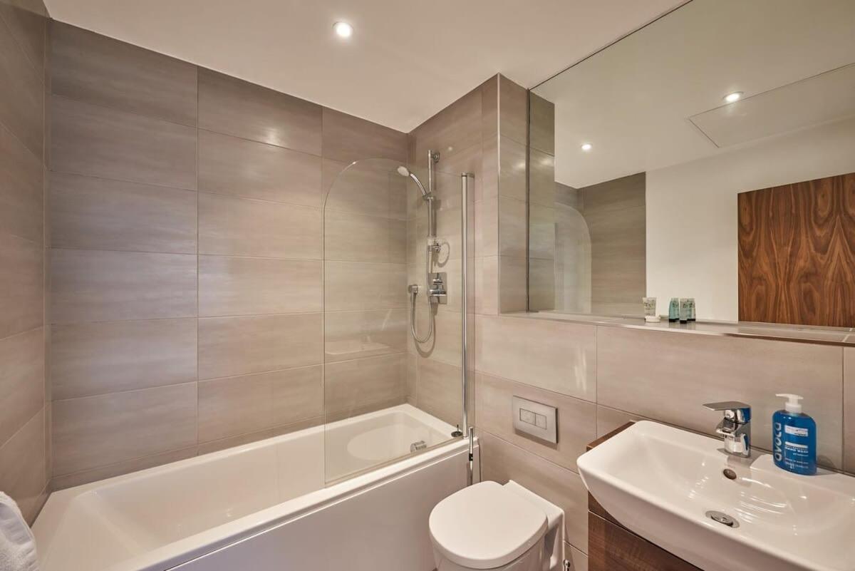 Sevenstays Bham City Centre 1 Bed - Free Parking Apartment *
