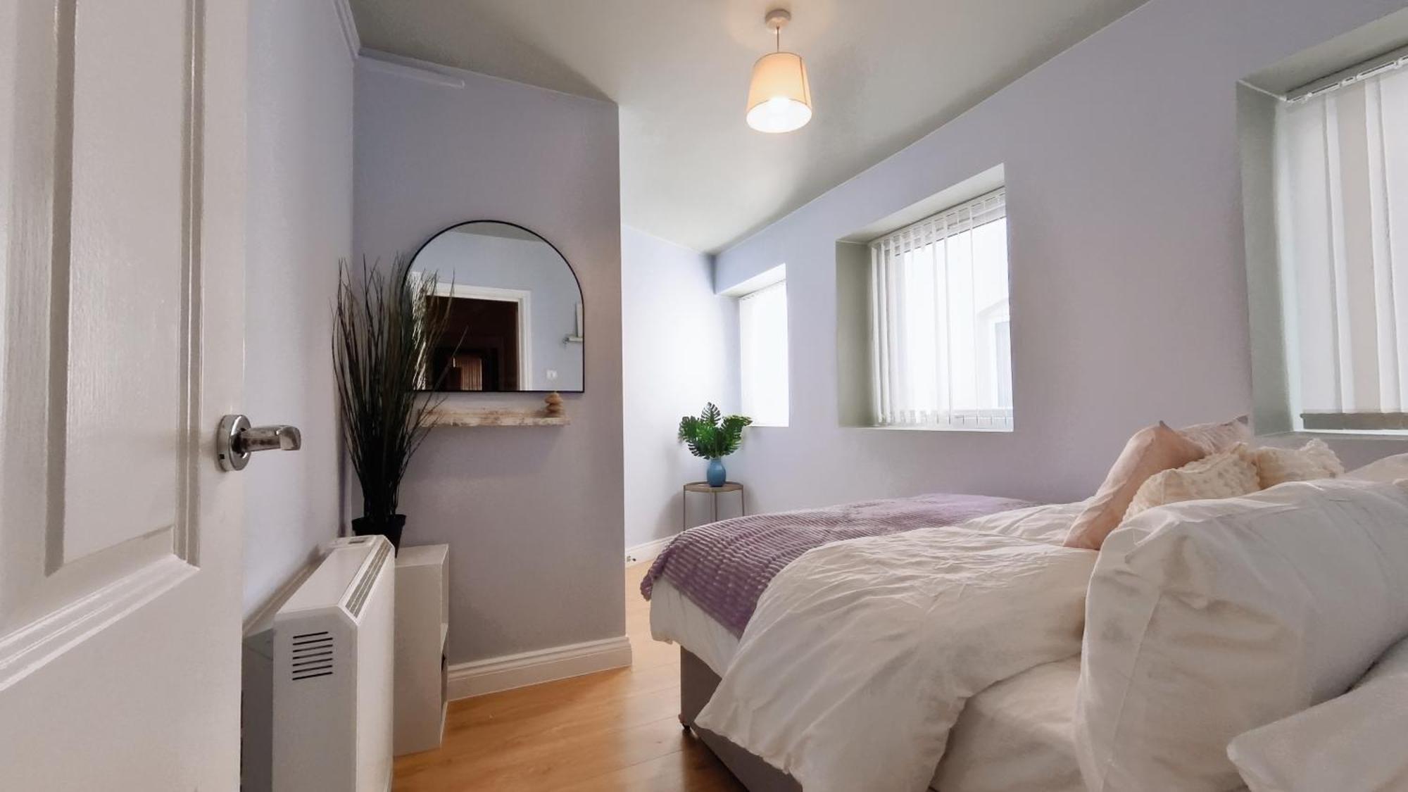 Spacious Quirky In With Free Wi-fi, Parking * Birmingham