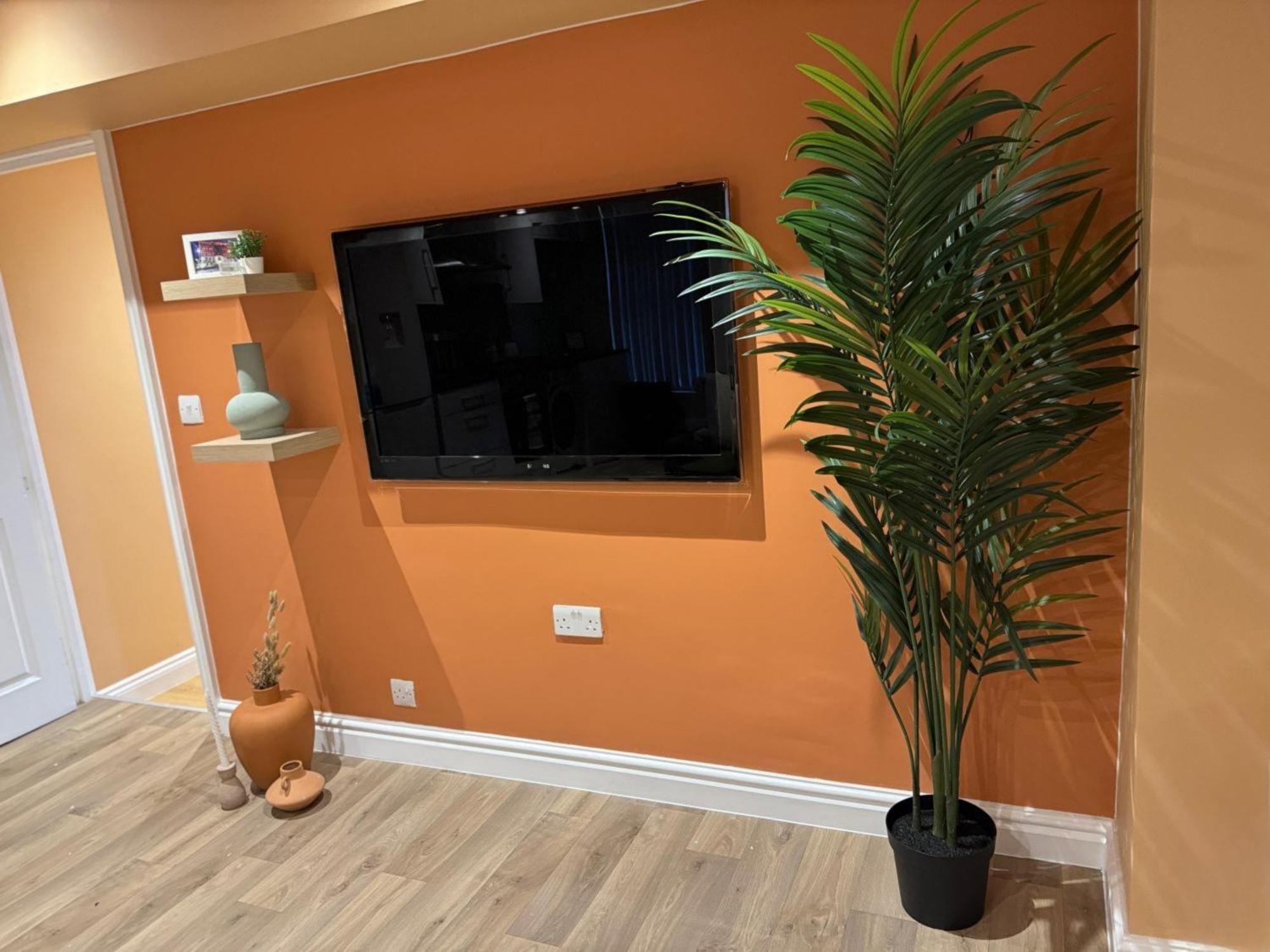 Spacious Quirky In With Free Wi-fi, Parking * Birmingham