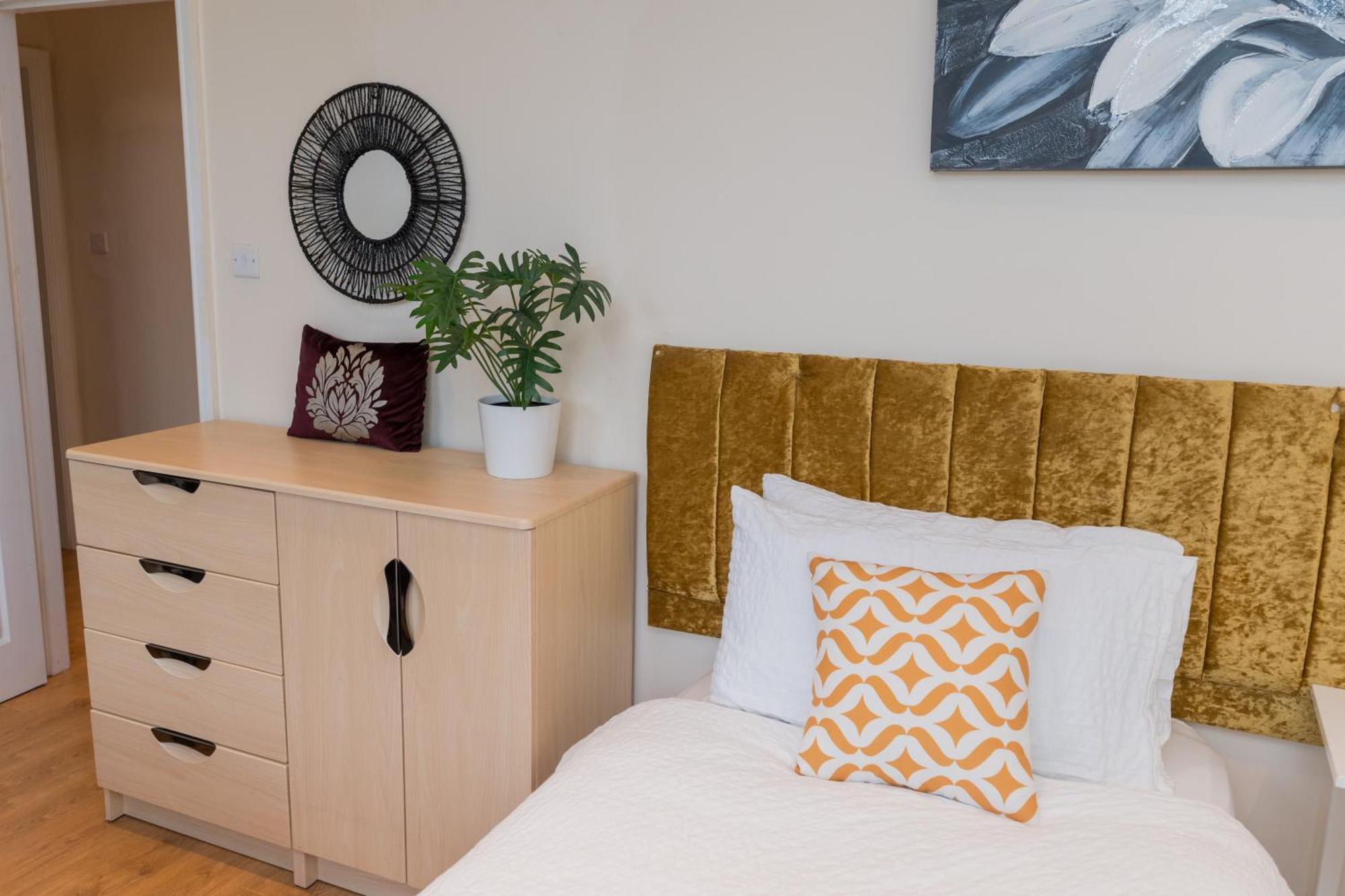 Aston Apartments-3 11 Lichfield Road B6 5rw Birmingham