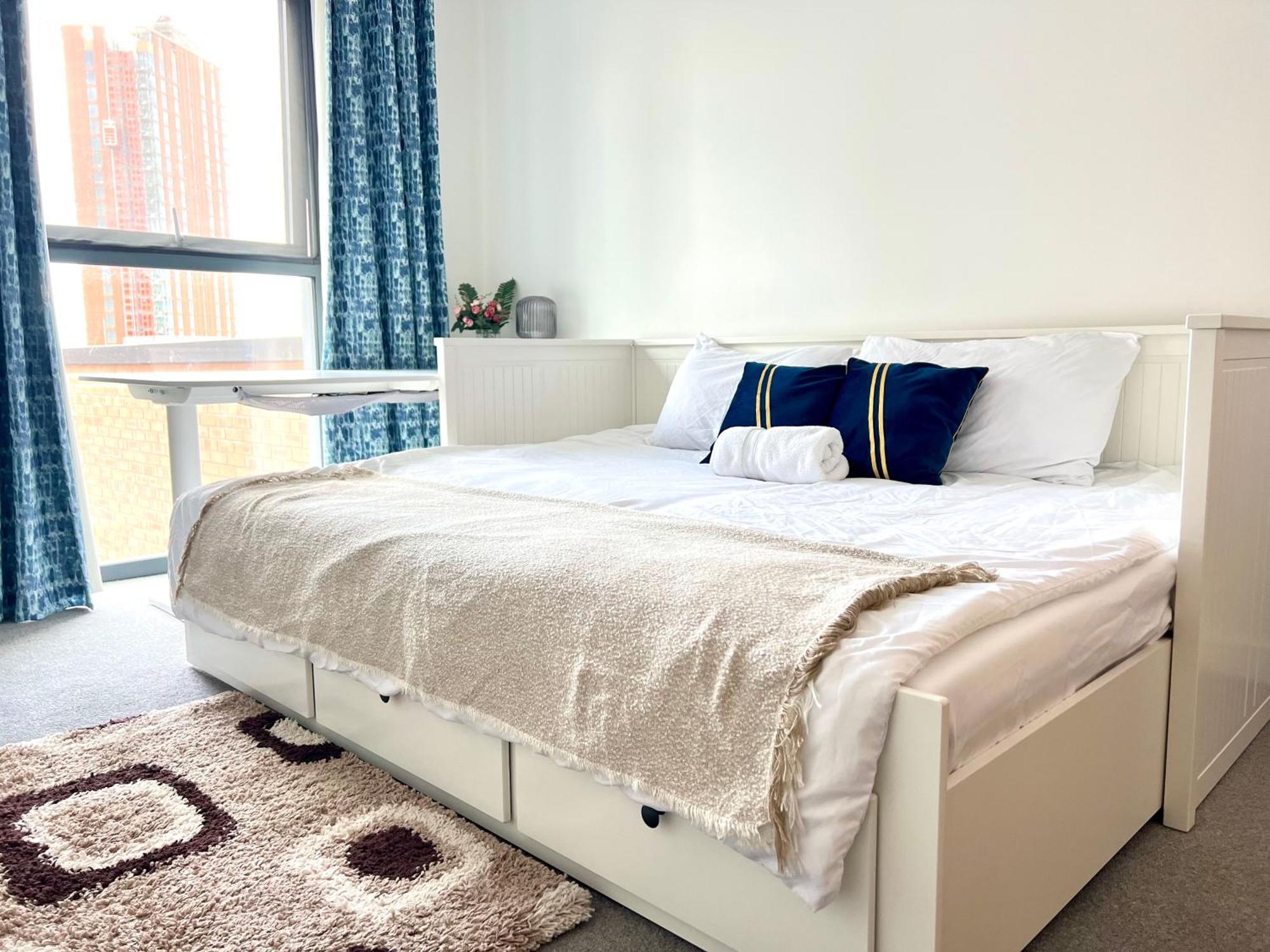 Apartment Serenity Suite: 2 Bedroom Birmingham