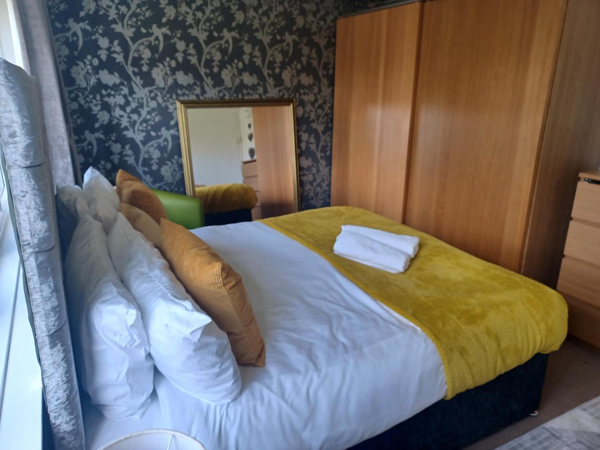 1 Bedroom Cosy In Center