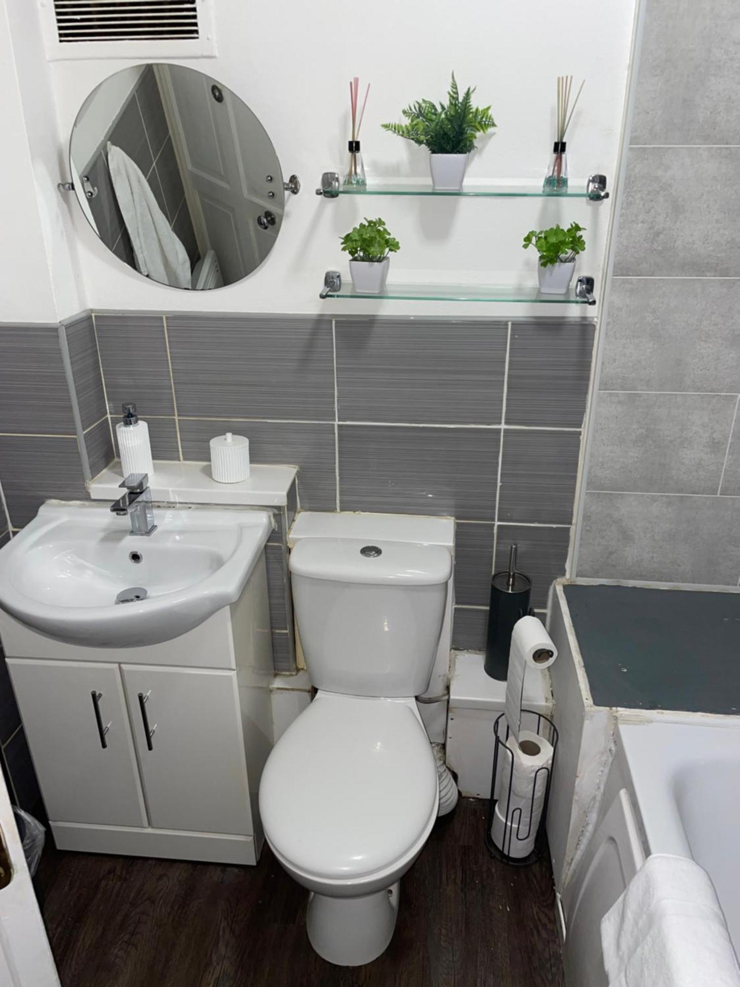 1 Bedroom Cosy In Center Apartment Birmingham