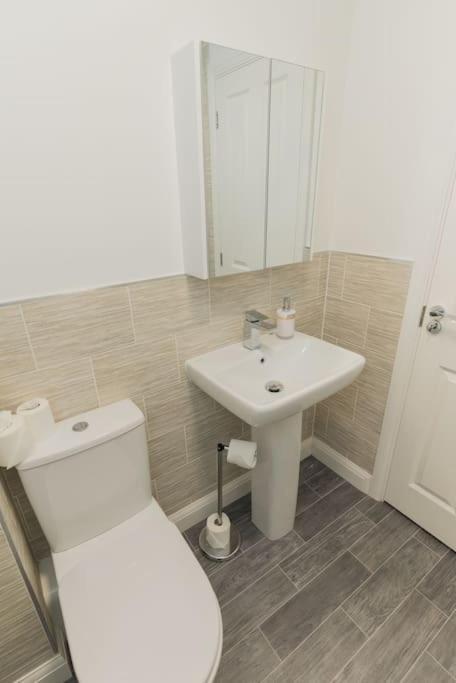Apartment Deluxe 5'bed House W- Parking - Centre Birmingham