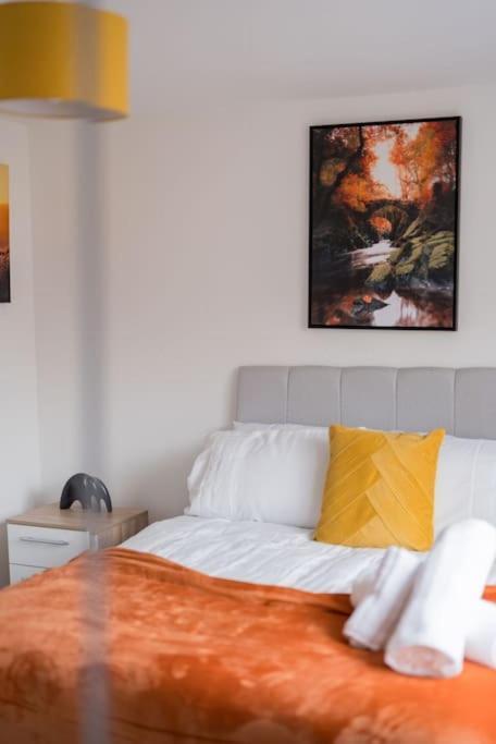 Deluxe 5'bed House W- Parking - Centre Apartment *