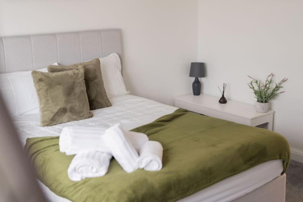 Apartment Deluxe 5'bed House W- Parking - Centre Birmingham