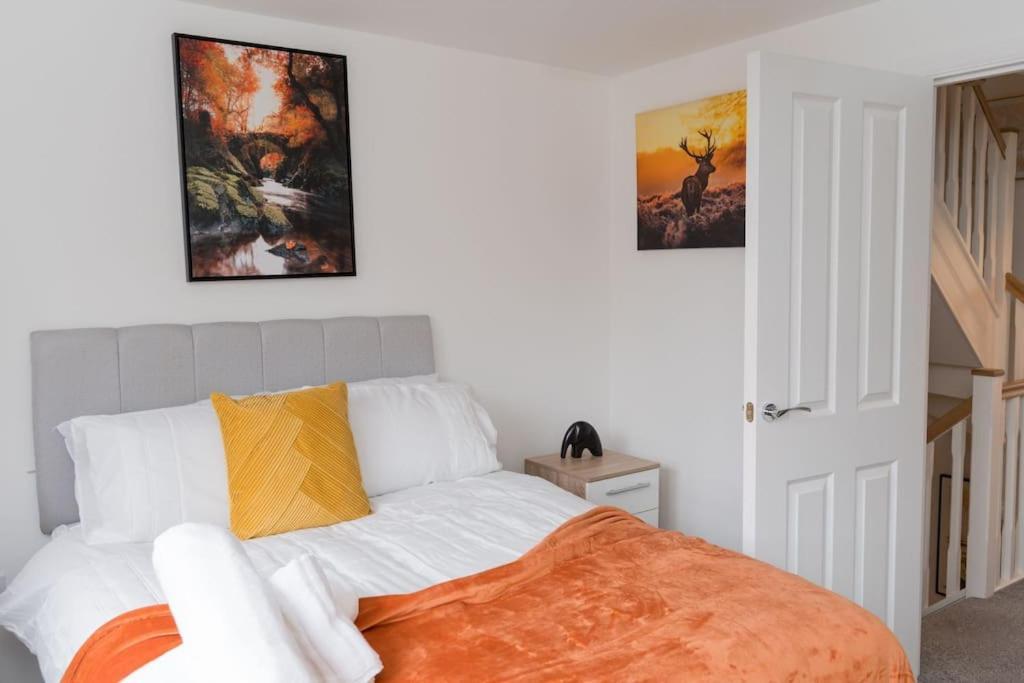 Deluxe 5'bed House W- Parking - Centre Apartment *
