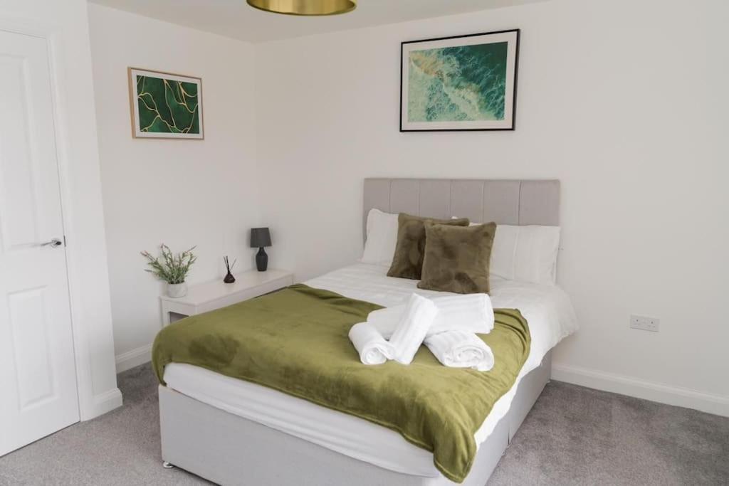 Deluxe 5'bed House W- Parking - Centre *