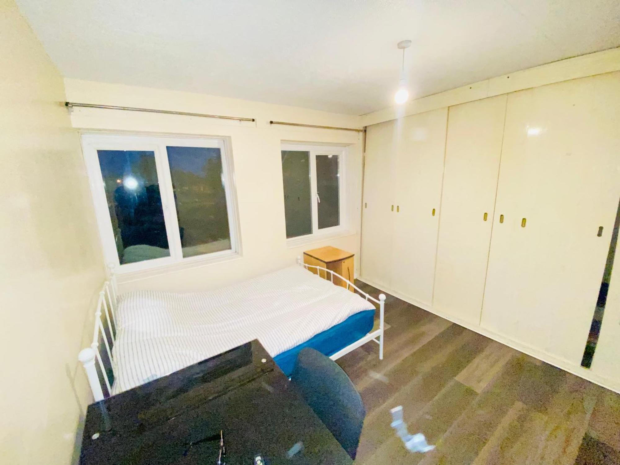 Avialable In Sheldon Near Airport * Birmingham