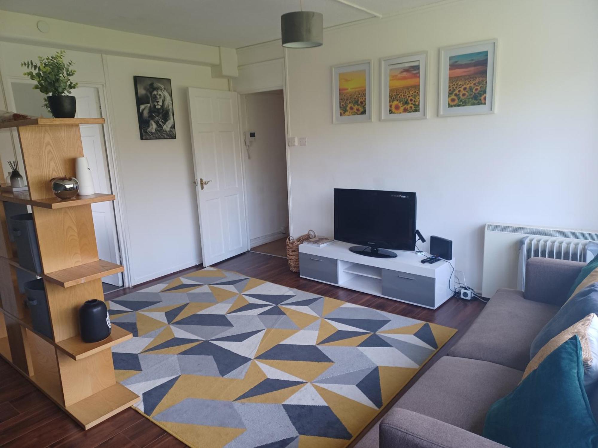 1 Bedroom Cosy In Center