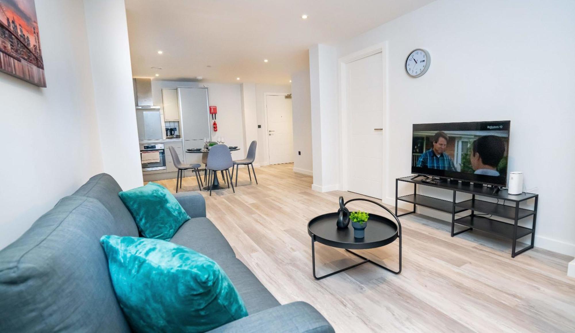 Fantastic 2 Bed Apartment Birmingham