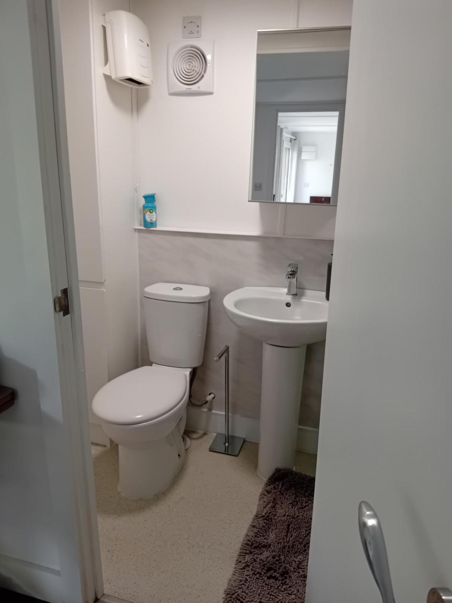 Private Self Contained Annex/cabin