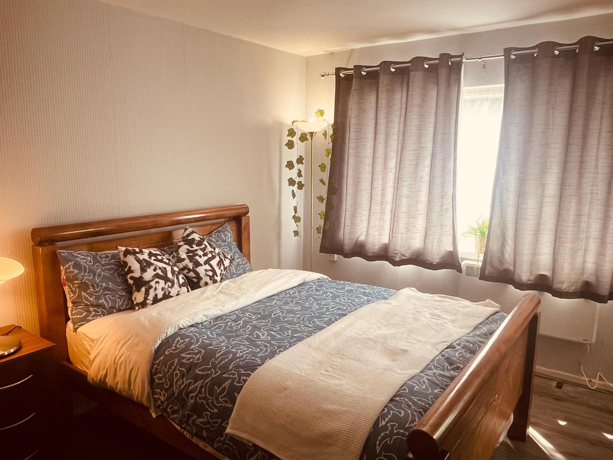 Royal Fikiri House Guest house Birmingham