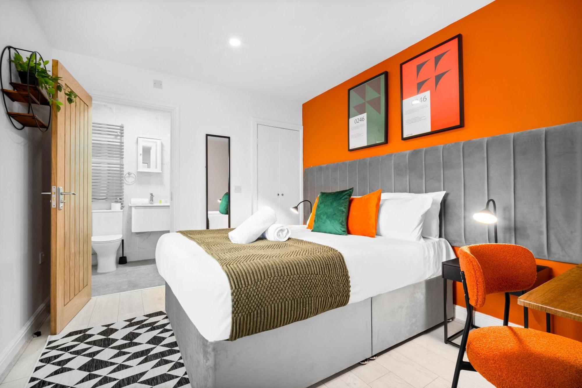 Luxury 3 Bedroom - Terrace - Near Centre - Wifi - Smart Tv 1mr Apartment *