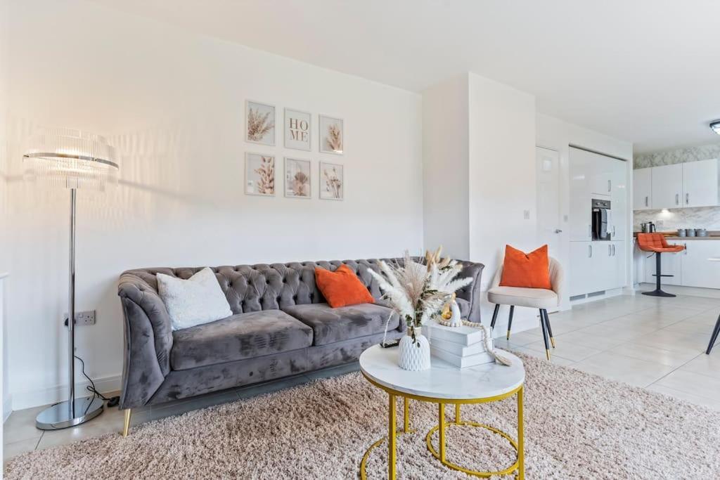 Luxury Modern House - 8 Mins To Nec, Airport Birmingham