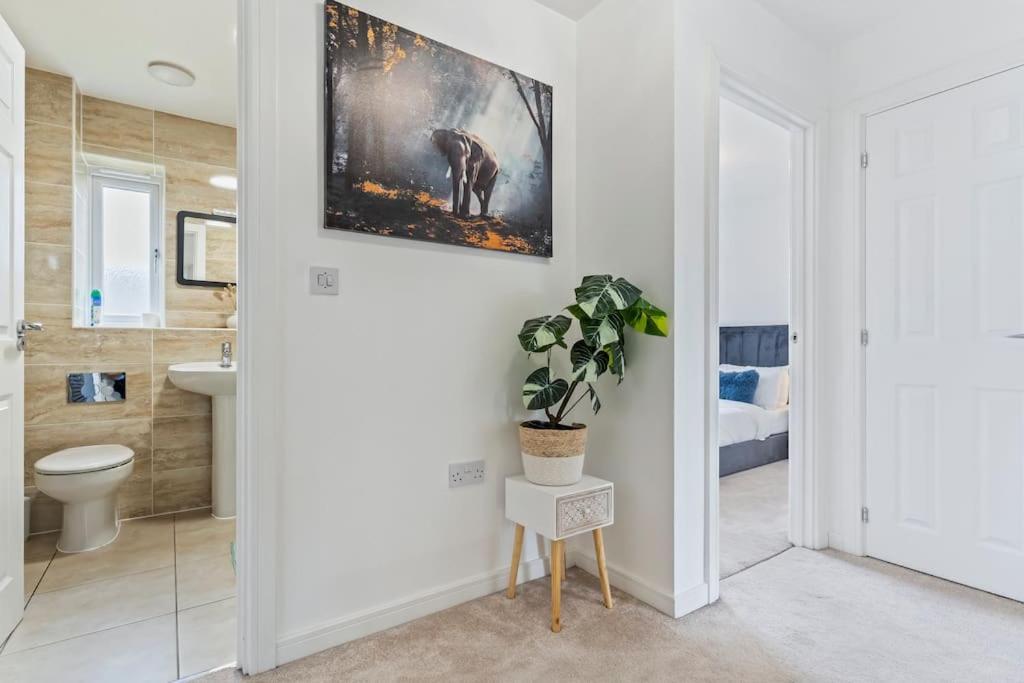 Luxury Modern House - 8 Mins To Nec, Airport Birmingham