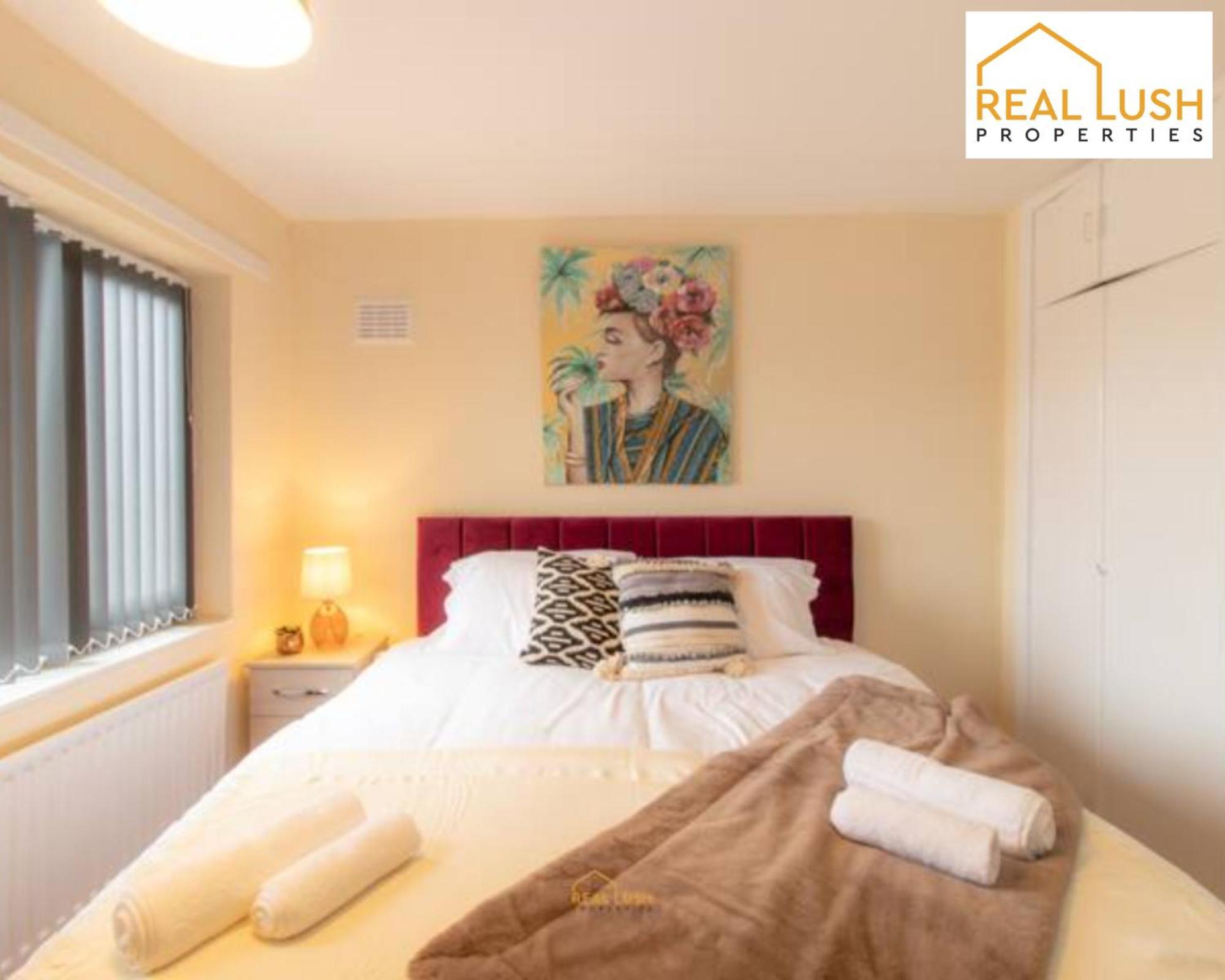 Hs2, Nec, And Airport By Real Lush - Three-bedroom House In Birmingham, * Birmingham