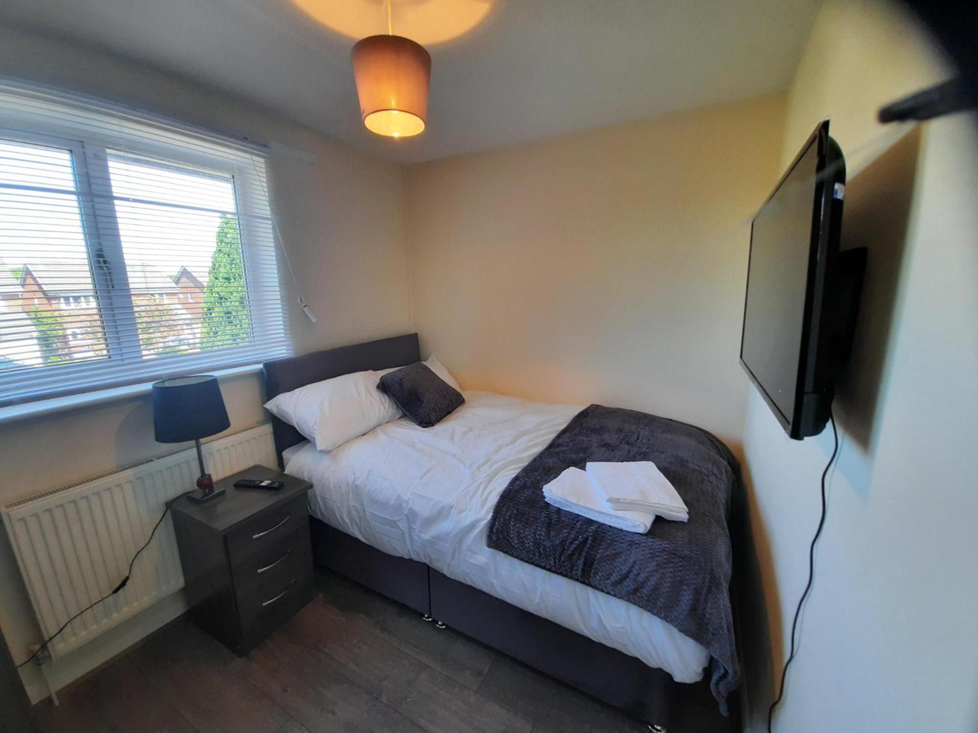 Apartment Lovely 4-bed House In Walmley Birmingham