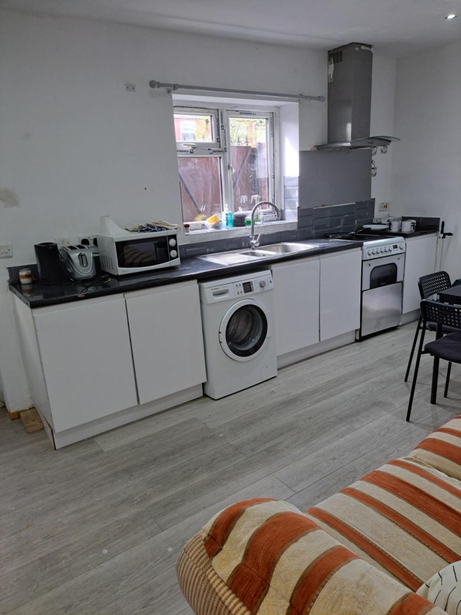 Aisha House Apartment *