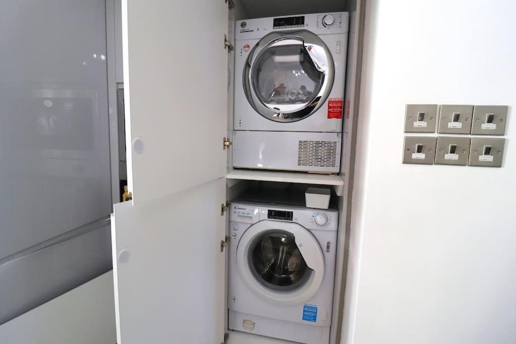 Diamond Place -luxury 2-bedroom Flat, Parking, Wifi, Netflix, Location Apartment Birmingham