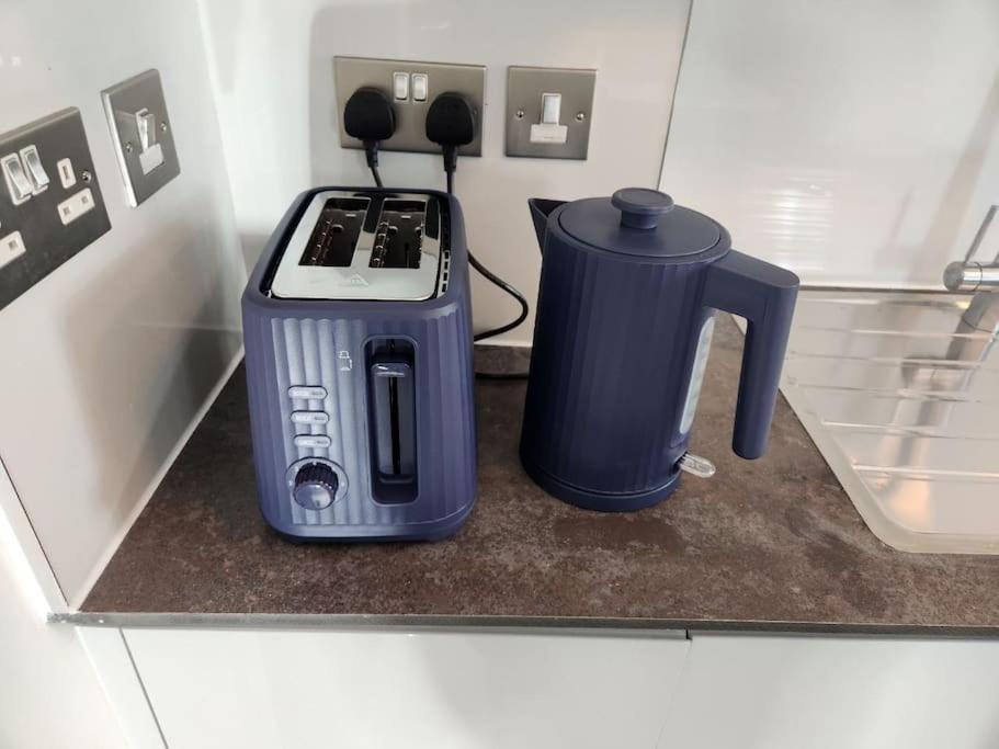 Diamond Place -luxury 2-bedroom Flat, Parking, Wifi, Netflix, Location *