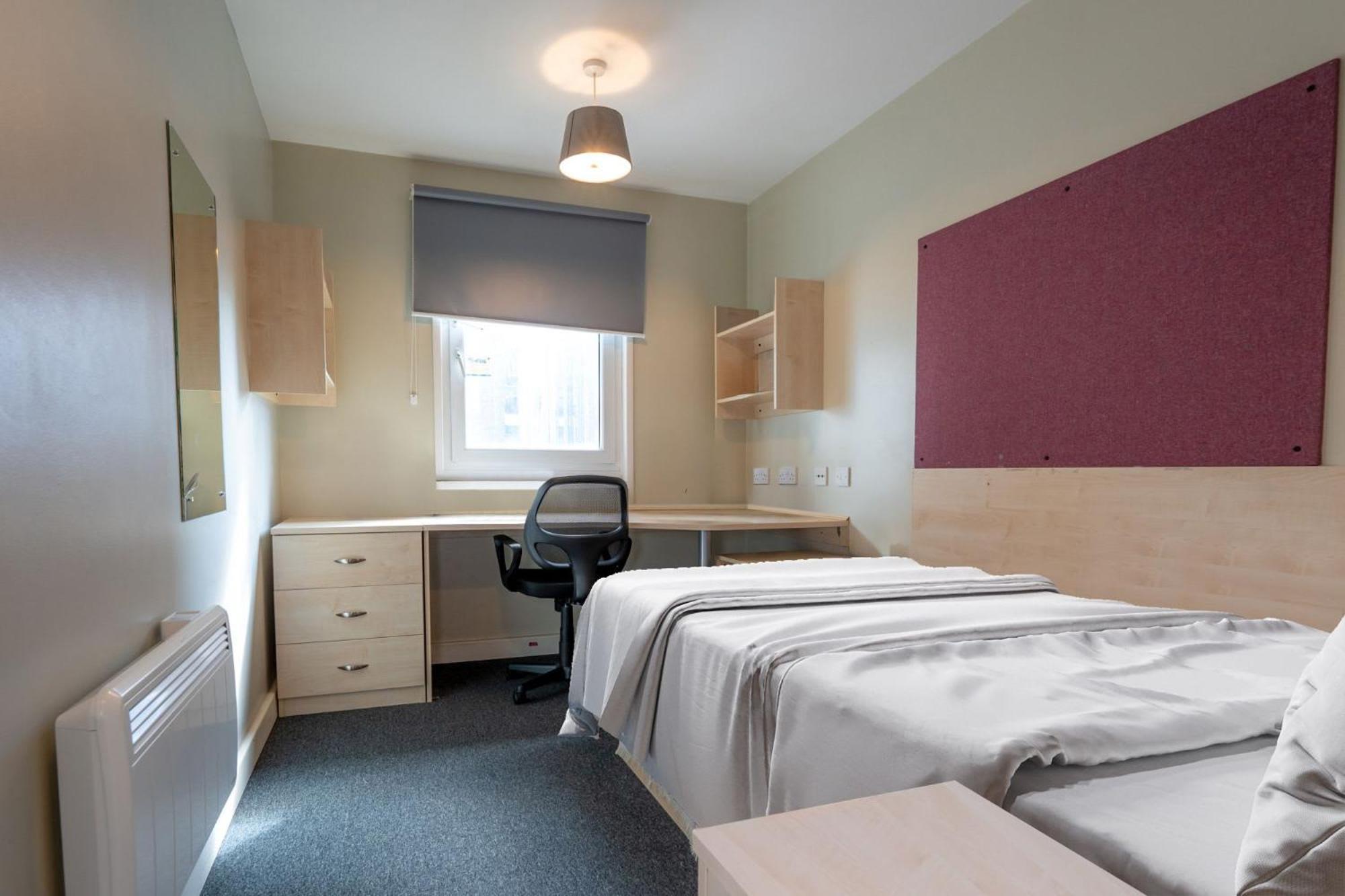 Ensuite Bedrooms With Shared Kitchen And At The Heights In
