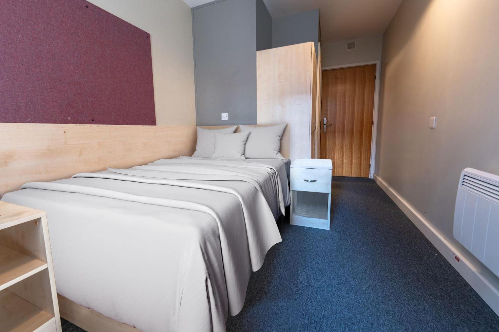 Ensuite Bedrooms With Shared Kitchen And At The Heights In
