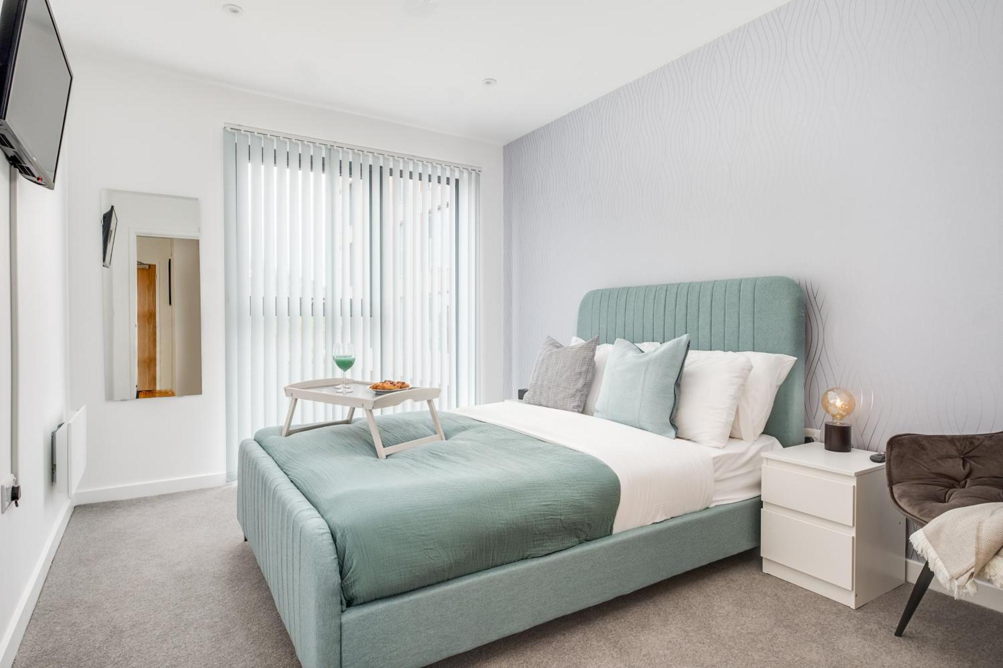Pluxa Aquamarine Riverfront Bliss Retreat With Pvt Entrance * Birmingham