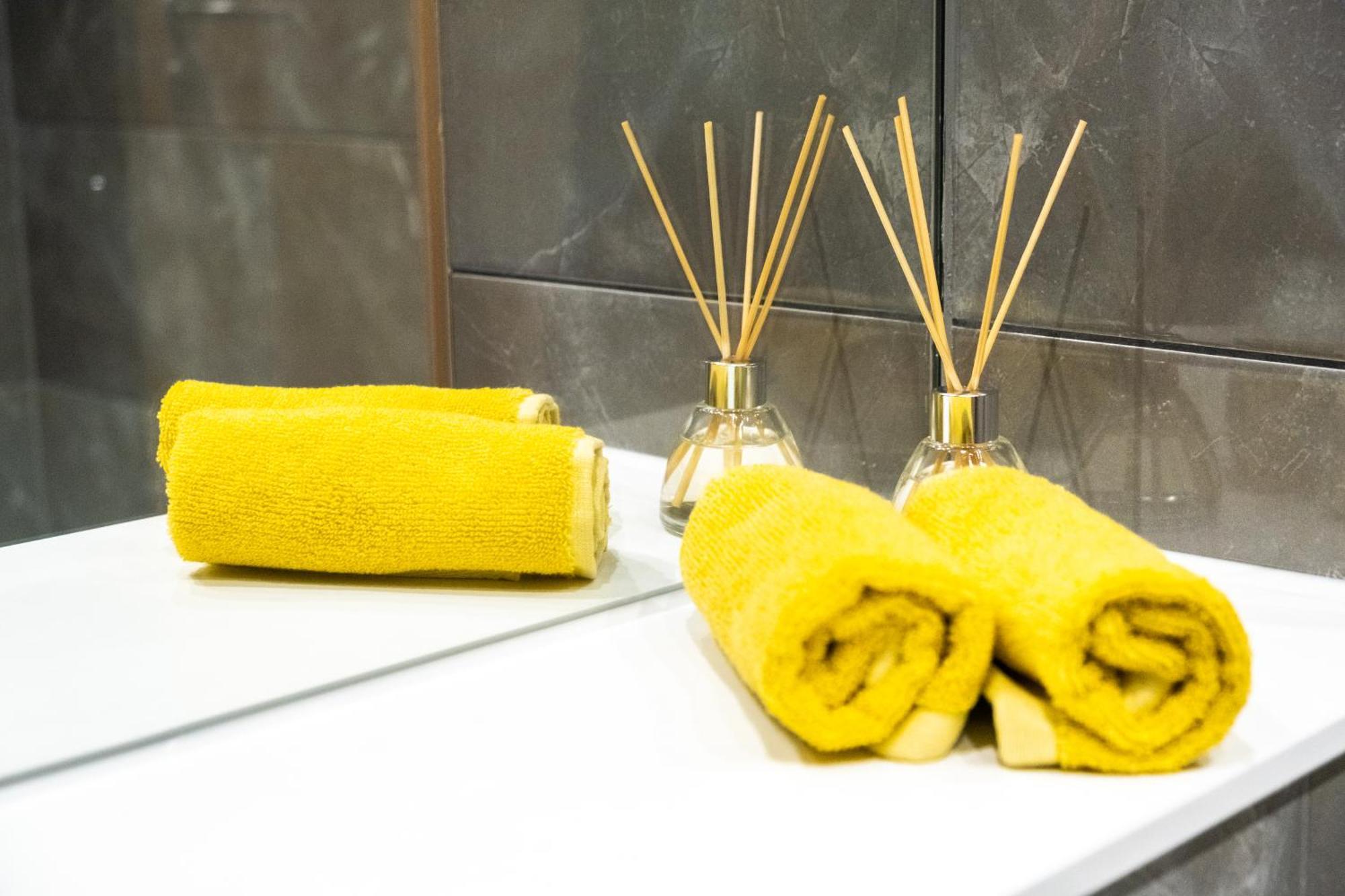 Apartment Pluxa Canary Diamond - High End Luxury Birmingham