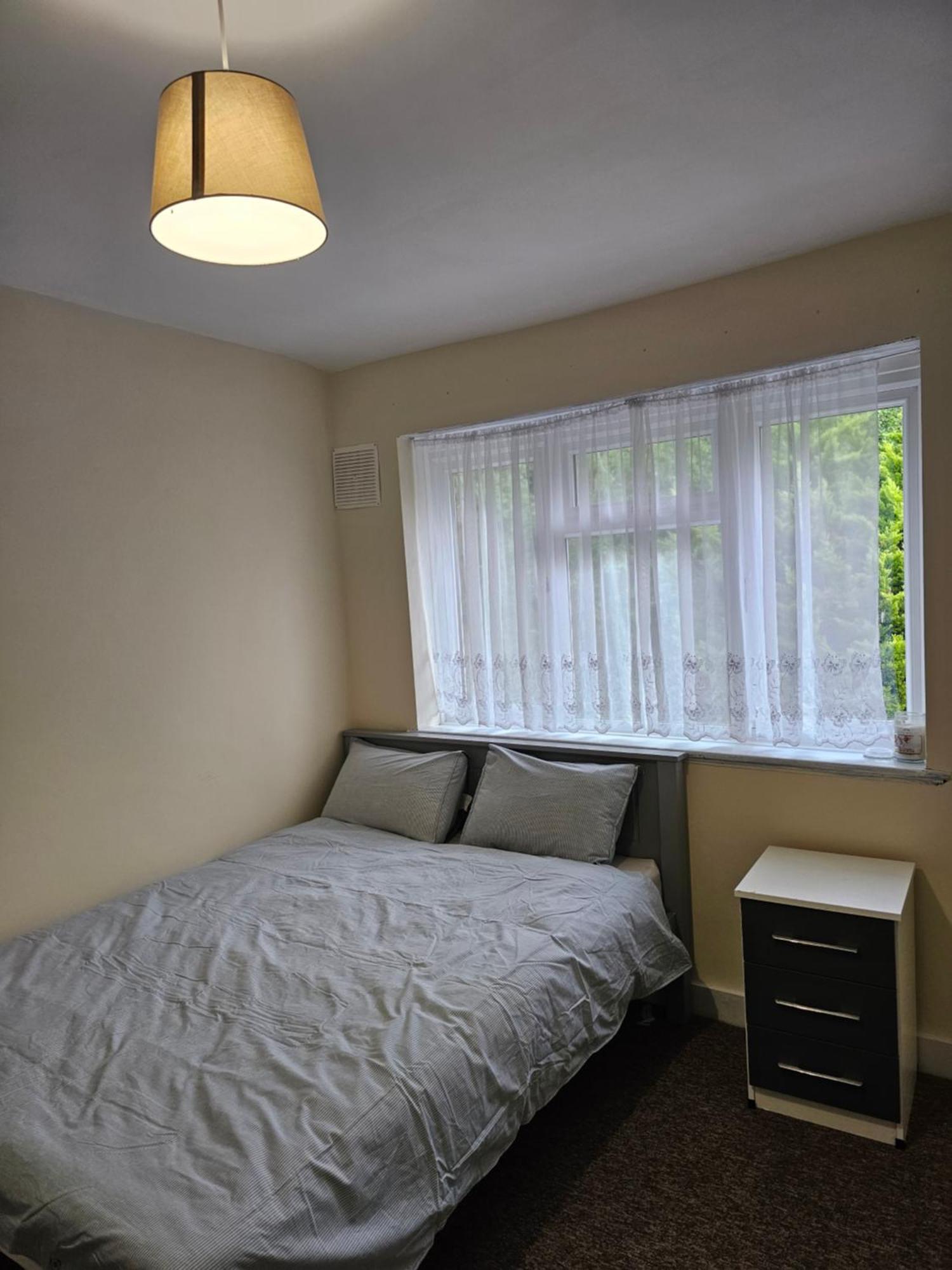 Linday's Flat 2 Bedroom House