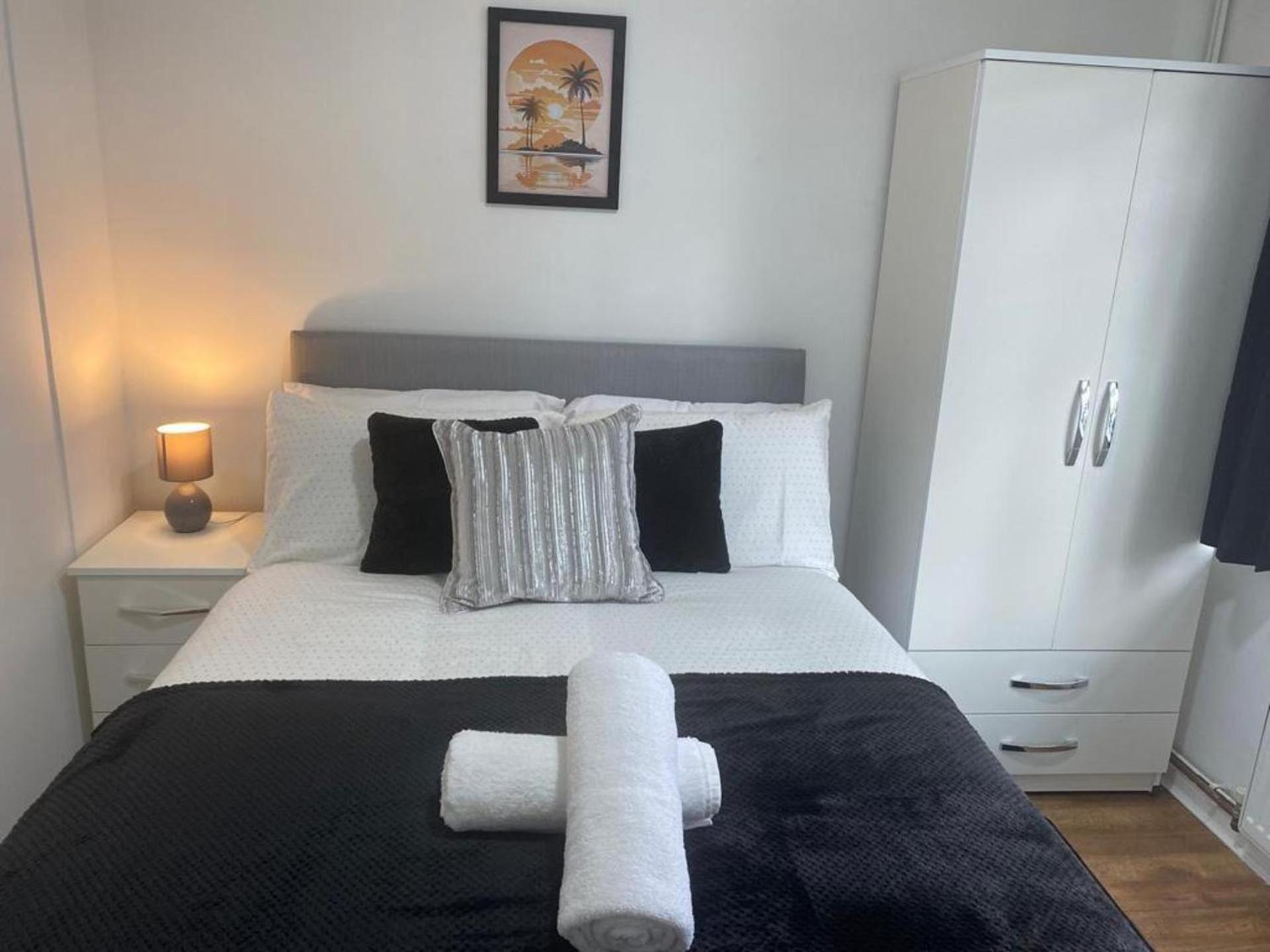 Birmingham - 4Br - Sleeps 9 - Parking - Garden Holiday home Birmingham