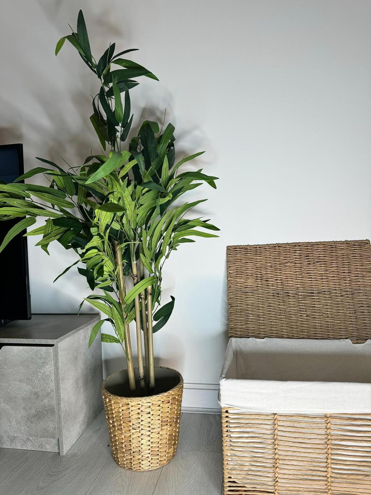 Centre - No Deposit Required- Free Parking * Birmingham