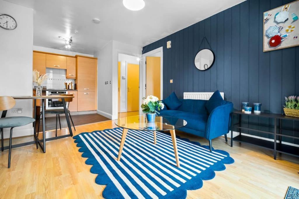 With Modern Comfort Apartment