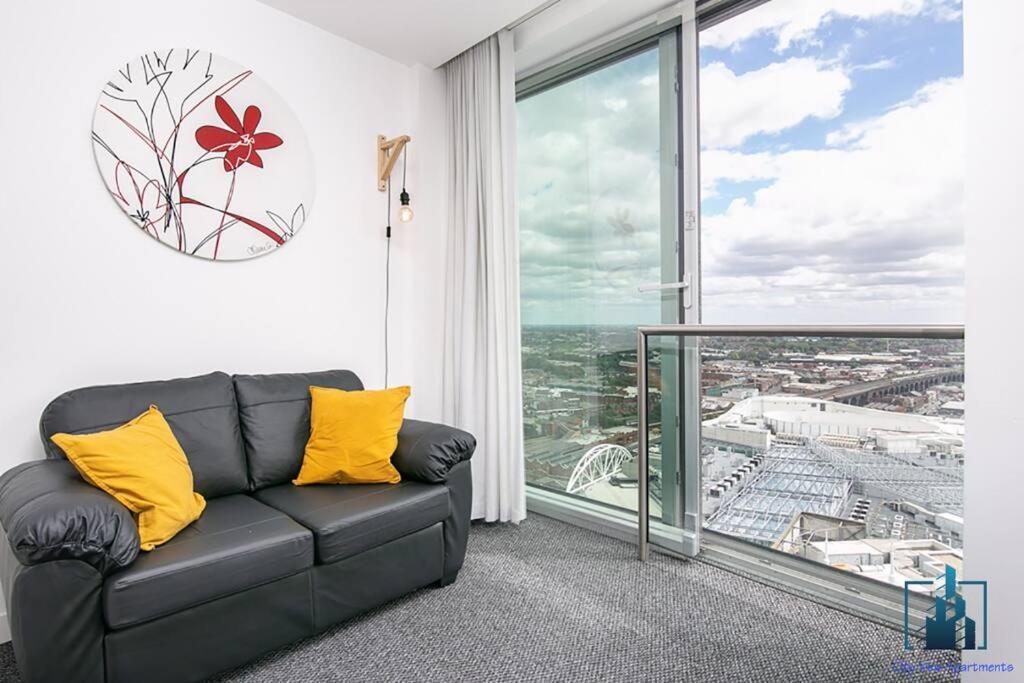 Apartment Rotunda Highrise Luxury Bullring Centre Great Views