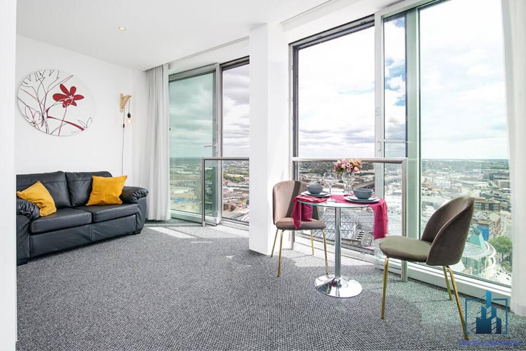 Rotunda Highrise Luxury Bullring Centre Great Views * Birmingham