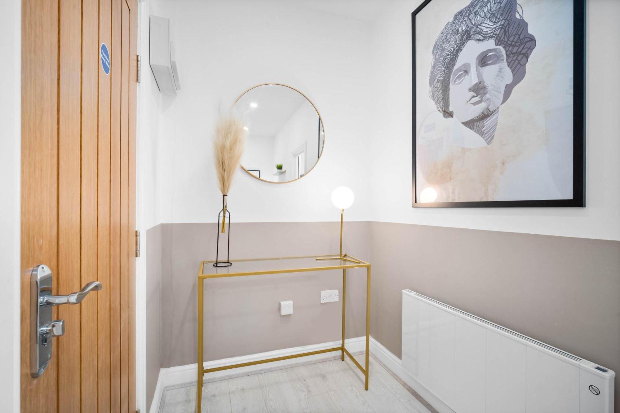 Luxury - Wifi - Smart Tv - Near City Centre - 2mr