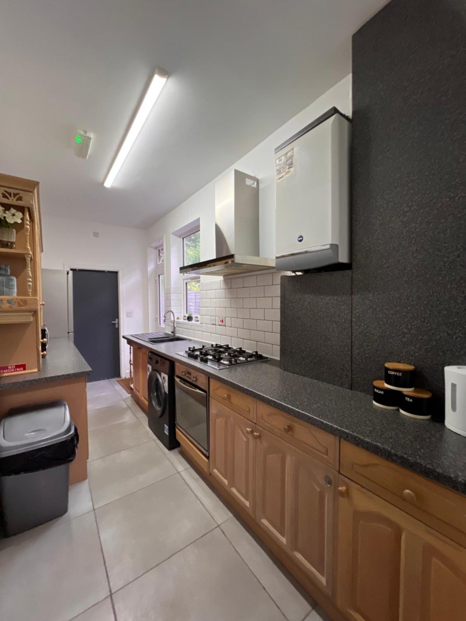 Serene Retreat - Near Bham Centre & The Jq