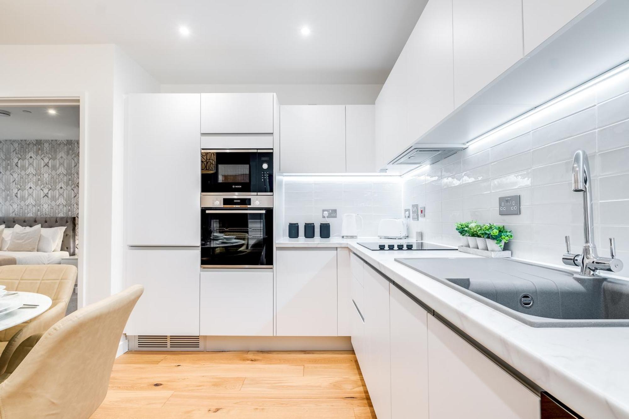 Apartment Pluxa Creme Opulence 5 Star Beautiful High End In Centre Birmingham