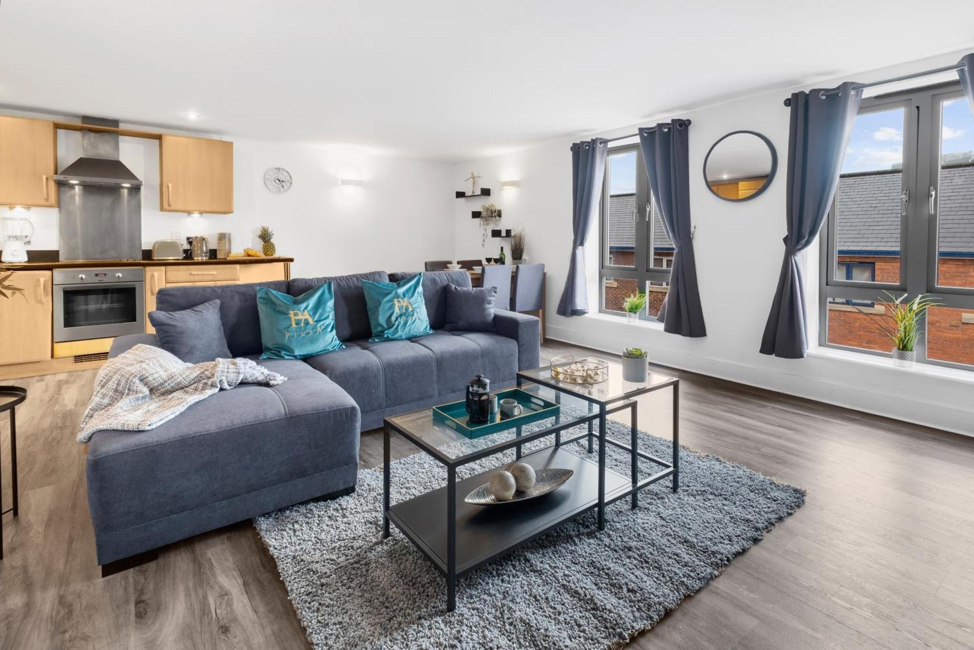 Pluxa Globe - Spacious In Jq With Parking