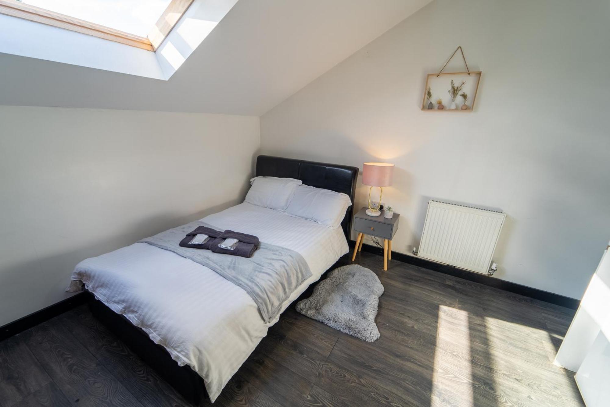 Apartment Staysa Equipped Near Qe And Uob In Close To The City! Birmingham