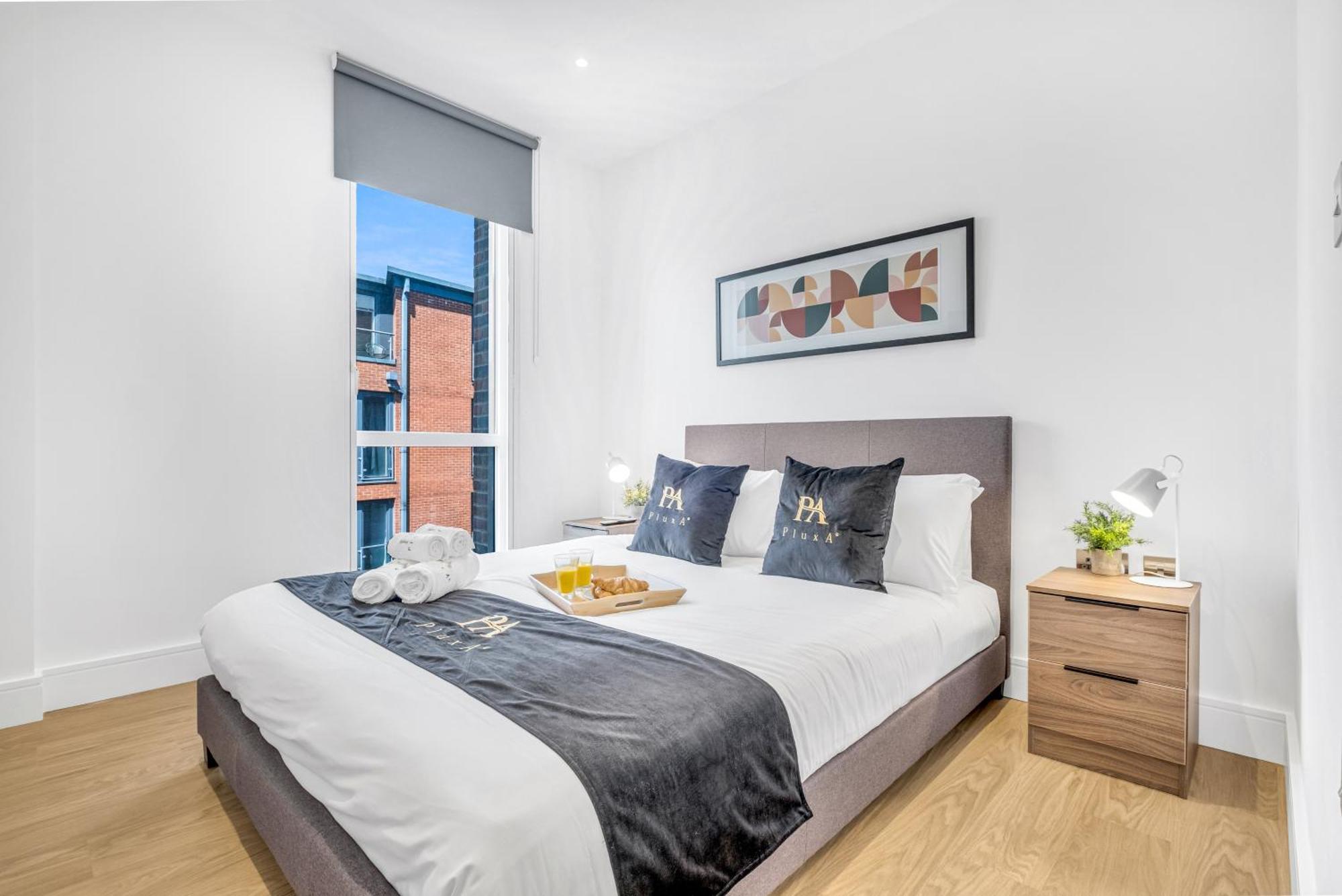 Apartment Pluxa Nero Deluxe - Bliss 2bath, Walk To Transit Birmingham