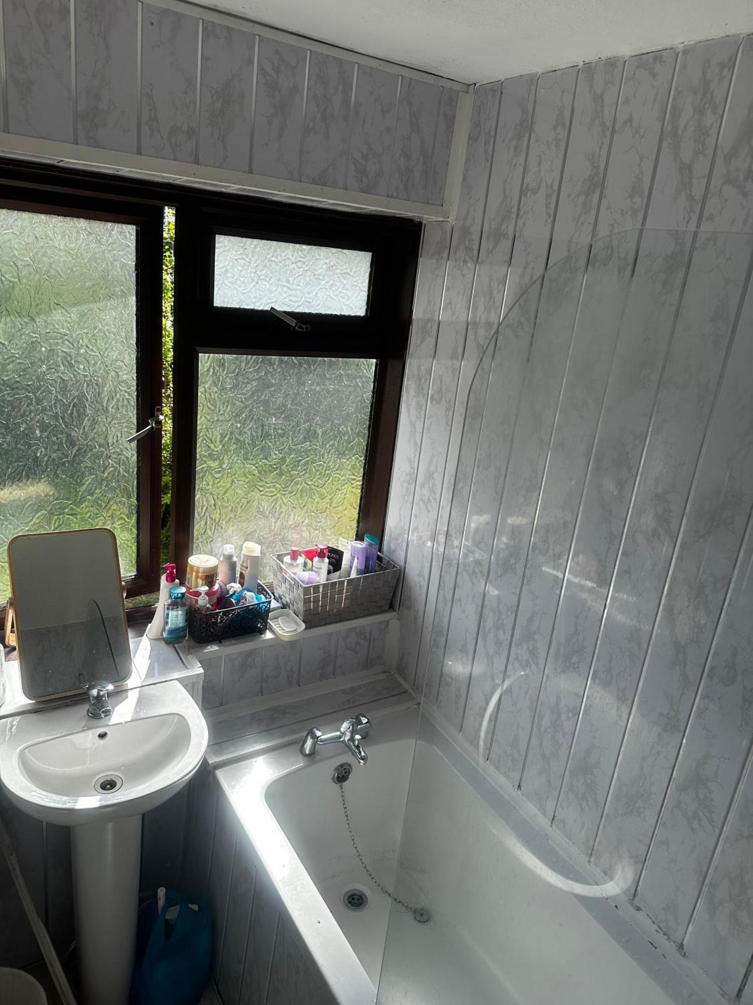 Guest house Budget - Near City Center *