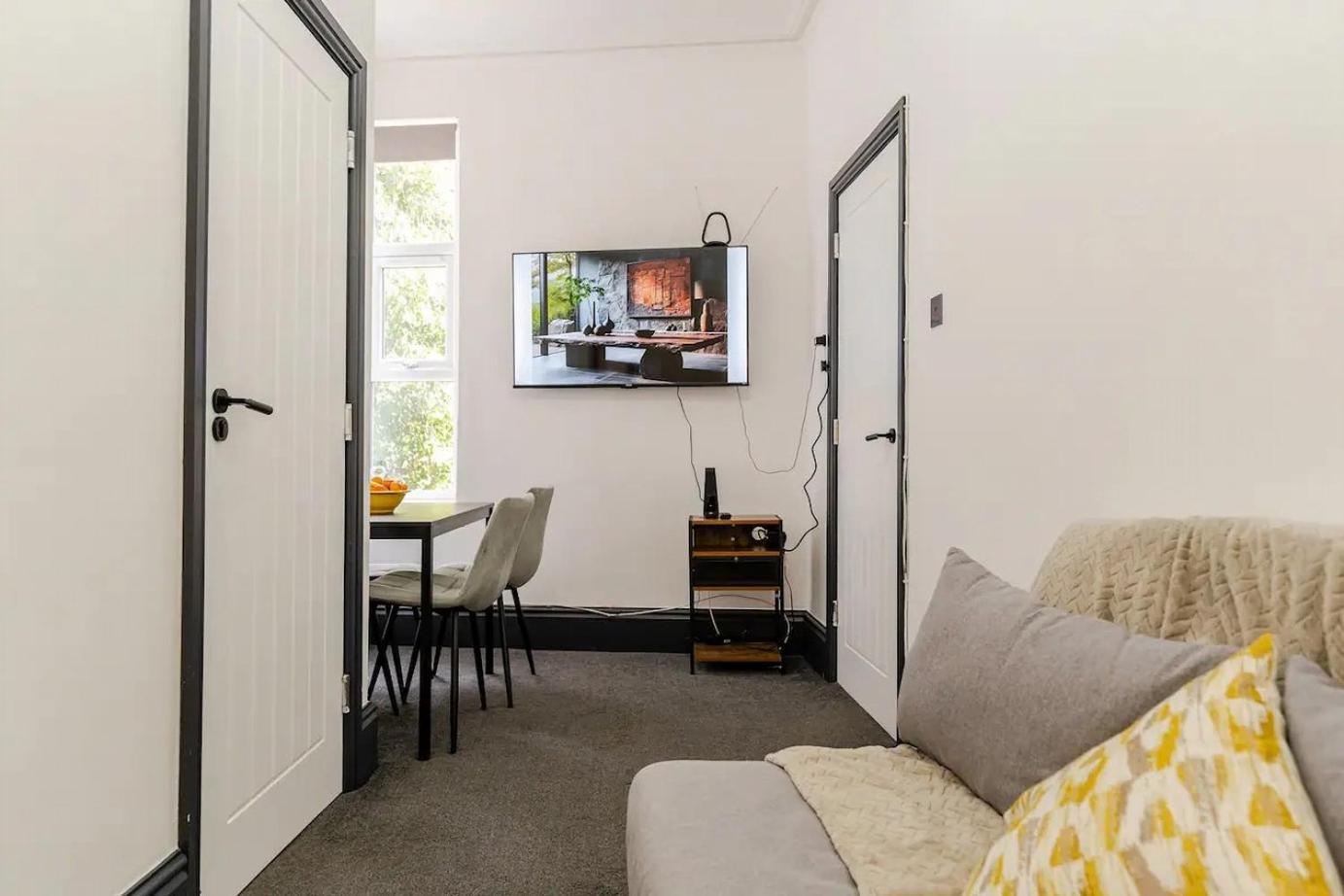 Apartment Captivating 2-bed In