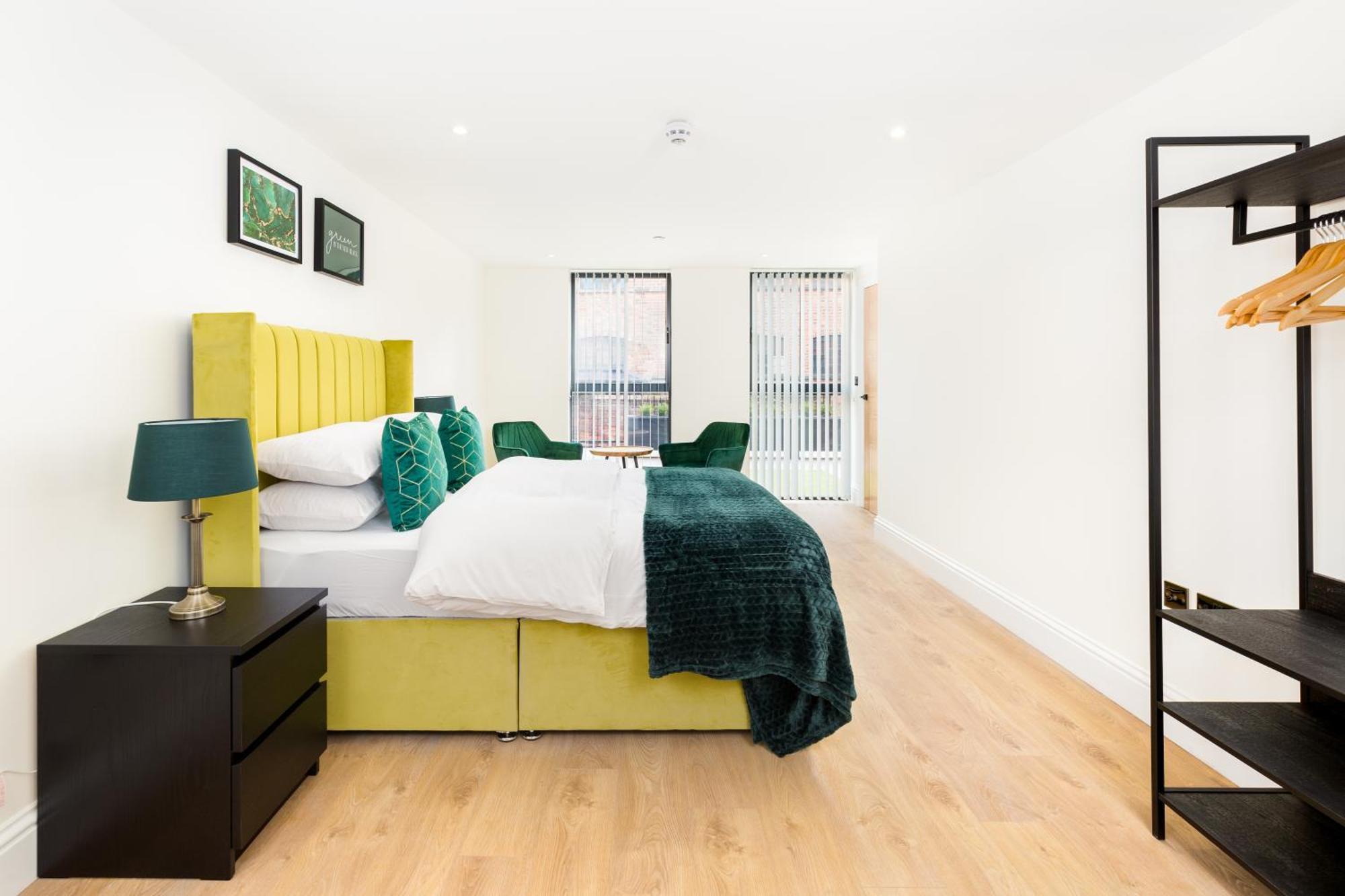 Sydenham Place: Premium Penthouses In Birmingham's Jewellery Quarter Apartment