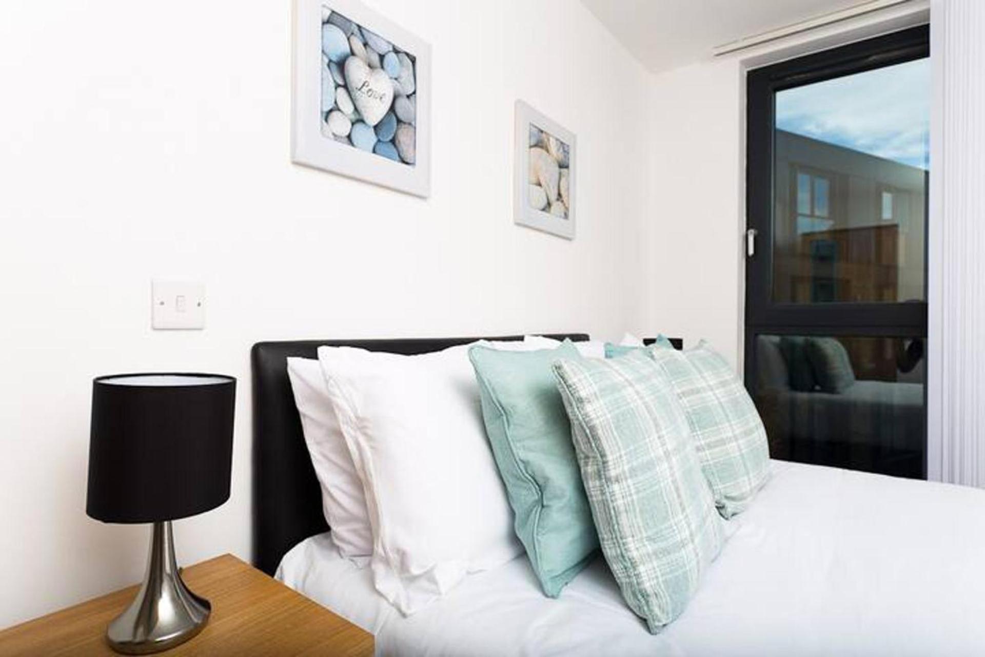 Apartment Centre-chinatown-business-leisure *