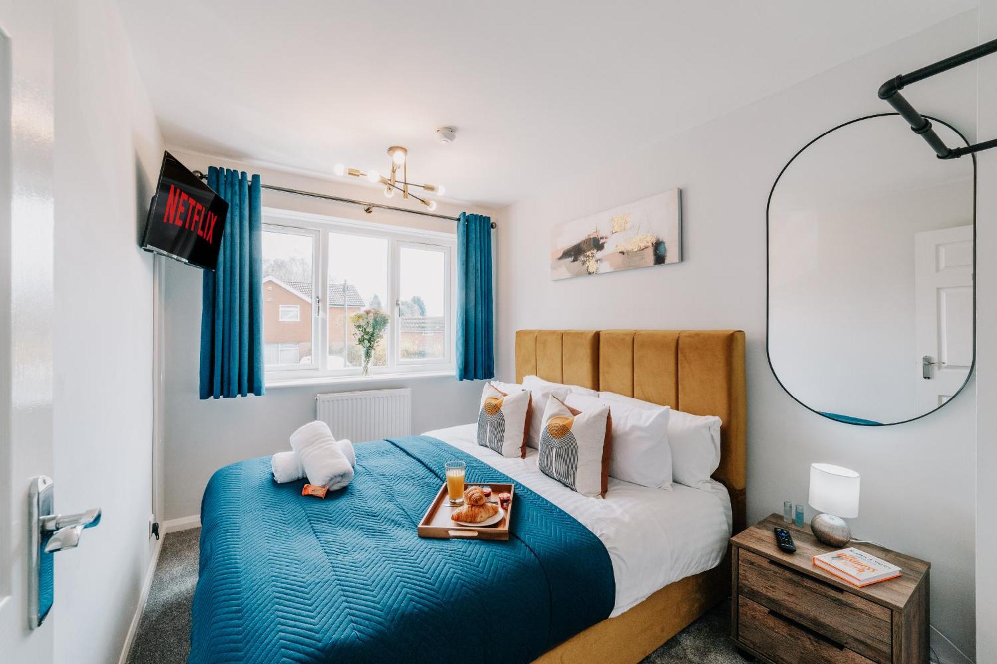 Homely, Close By, Fast Wifi Contractors Family, Garden * Birmingham